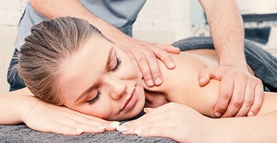 kontakt for at få en wellnessmassage